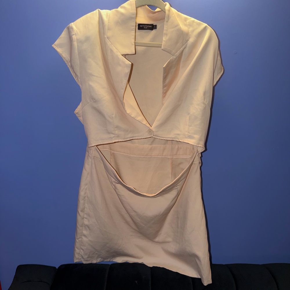 PrettyLittleThing Light Cream Blouse